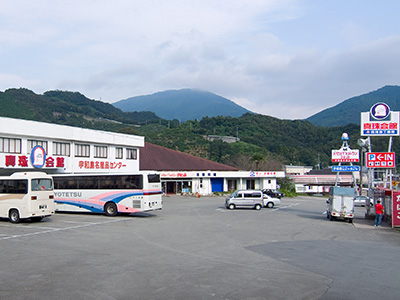 ハイウェイレストラン宇和島・真珠会館